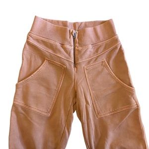 FREE PEOPLE Movement On The Road Pants in Pink